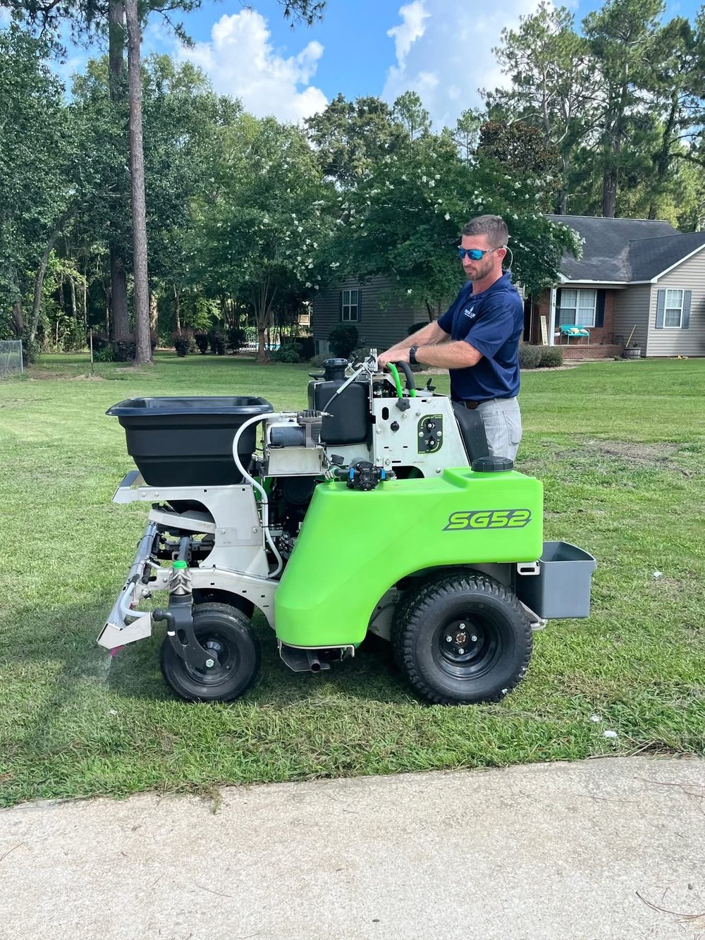 Signature Turf Program service from Finish Line Turf and Pest in South Georgia